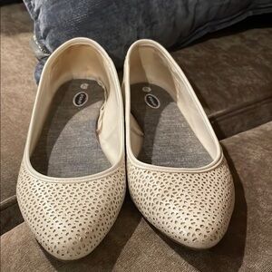 Dr Scholls Ivory Ballet Flats